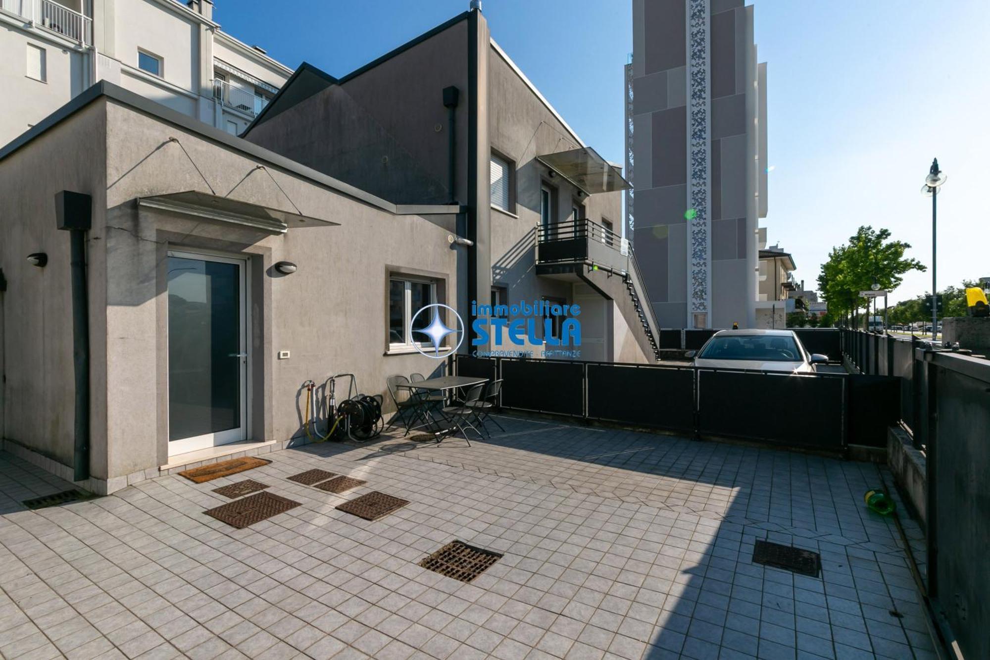 Condominio Milan Lido di Jesolo Exteriör bild