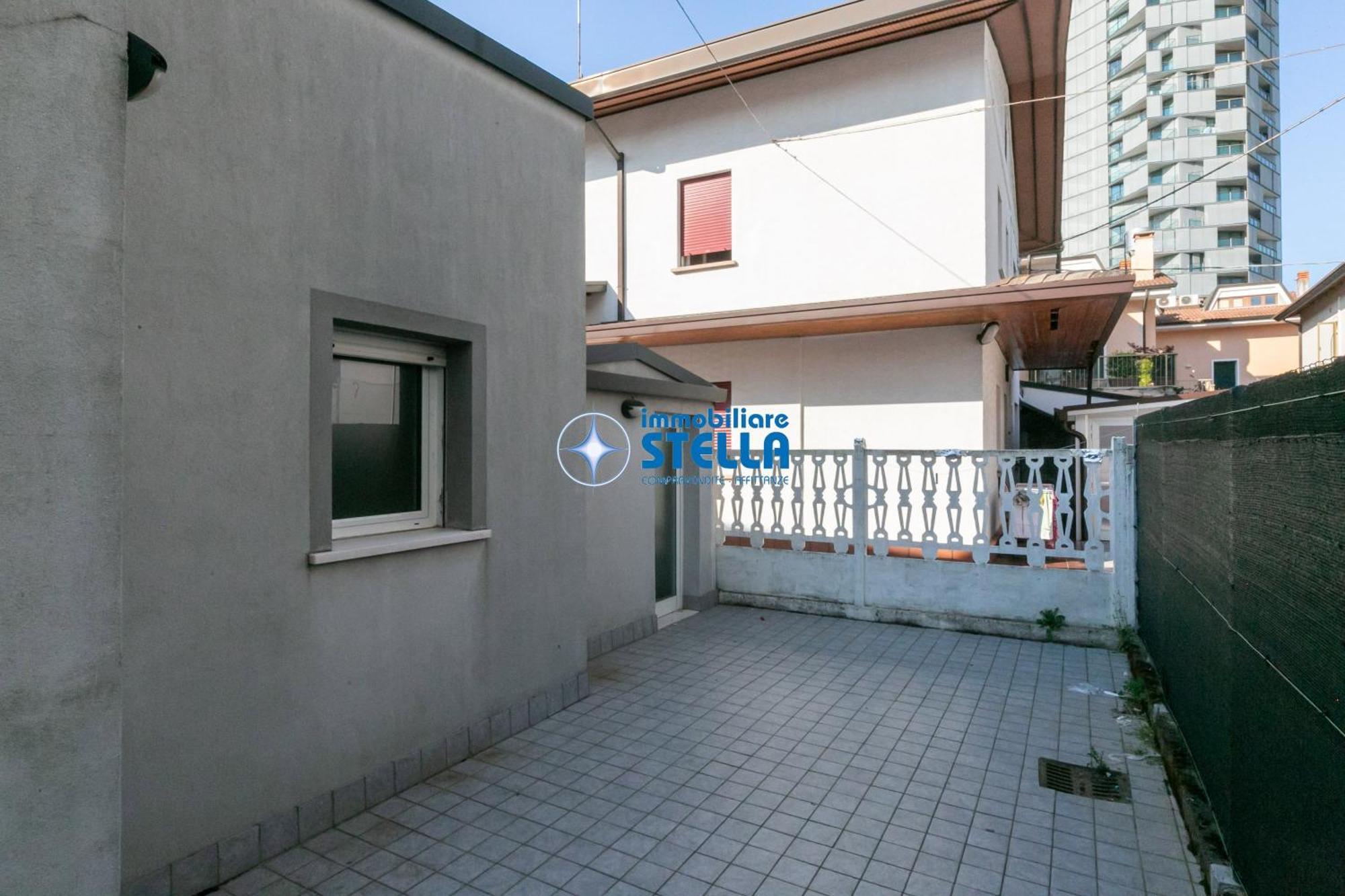 Condominio Milan Lido di Jesolo Exteriör bild