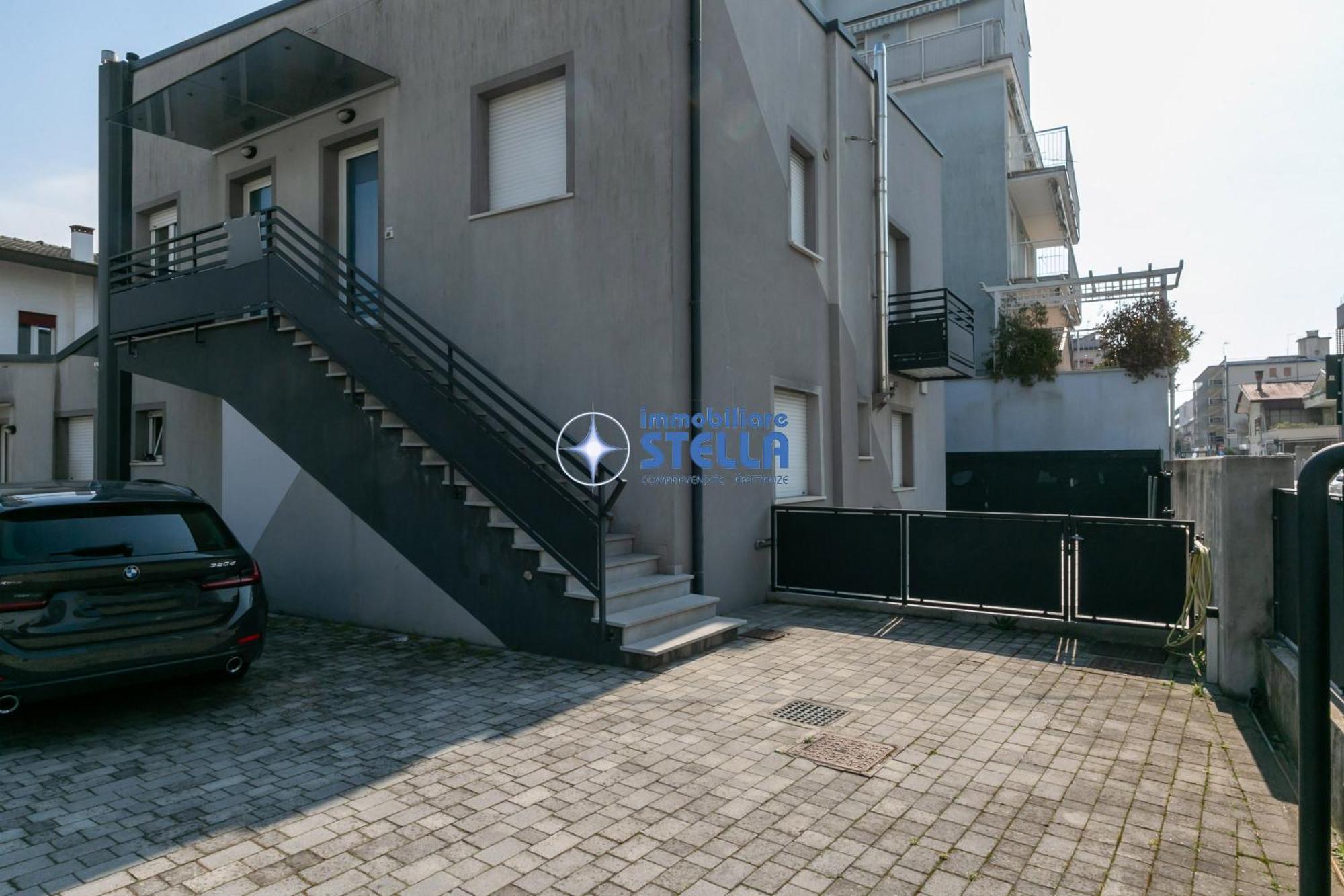 Condominio Milan Lido di Jesolo Exteriör bild